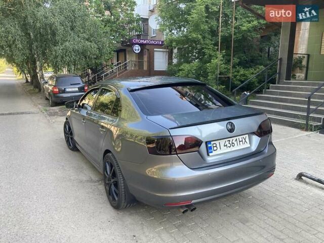 Сірий Фольксваген Джетта, об'ємом двигуна 1.98 л та пробігом 240 тис. км за 10000 $, фото 3 на Automoto.ua