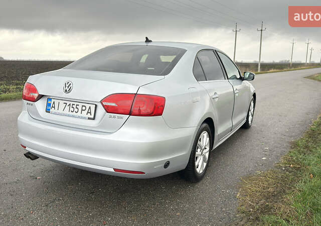 Сірий Фольксваген Джетта, об'ємом двигуна 2.5 л та пробігом 256 тис. км за 8500 $, фото 3 на Automoto.ua