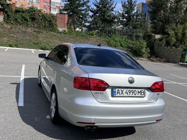 Фольксваген Джетта 2013 в Харькове на Automoto.ua Серый Фольксваген Джетта, объемом двигателя 1.8 л и пробегом 65 тыс. км за 10500 $, фото 14 на Automoto.ua