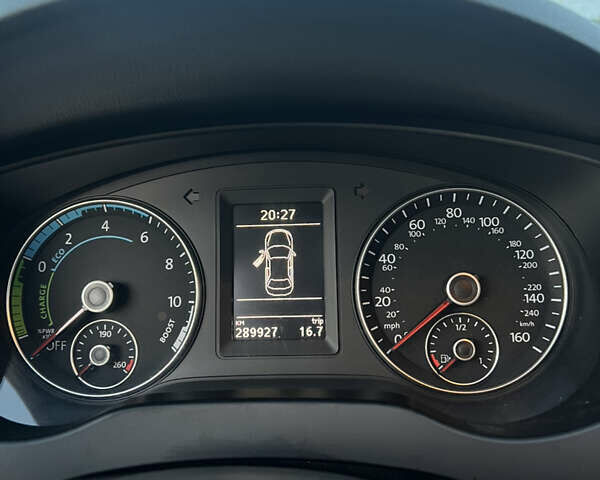 Фольксваген Джетта 2013 в Львове на Automoto.ua Серый Фольксваген Джетта, объемом двигателя 1.39 л и пробегом 290 тыс. км за 7900 $, фото 8 на Automoto.ua