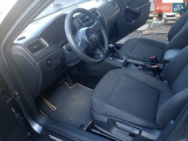 Серый Фольксваген Джетта, объемом двигателя 2 л и пробегом 196 тыс. км за 8200 $, фото 11 на Automoto.ua