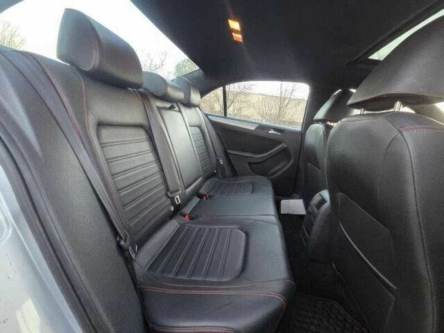 Серый Фольксваген Джетта, объемом двигателя 2 л и пробегом 137 тыс. км за 1000 $, фото 8 на Automoto.ua