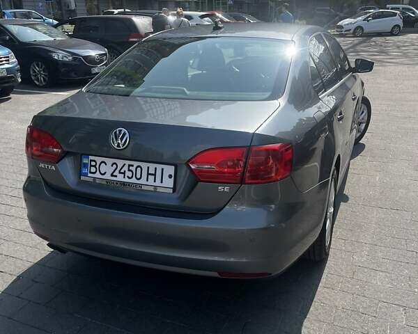 Сірий Фольксваген Джетта, об'ємом двигуна 1.8 л та пробігом 139 тис. км за 9000 $, фото 6 на Automoto.ua