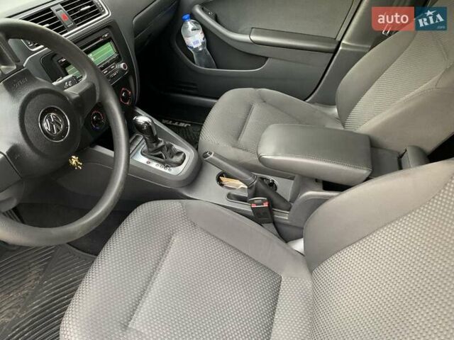 Сірий Фольксваген Джетта, об'ємом двигуна 2 л та пробігом 260 тис. км за 8500 $, фото 15 на Automoto.ua