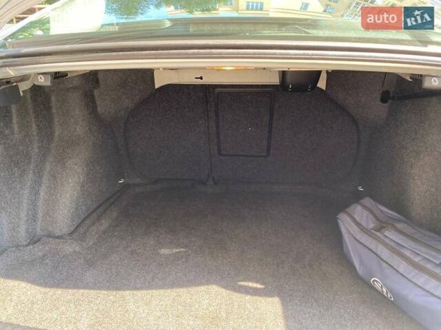 Серый Фольксваген Джетта, объемом двигателя 2.5 л и пробегом 248 тыс. км за 8800 $, фото 15 на Automoto.ua