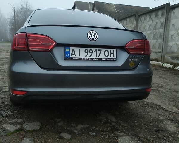 Серый Фольксваген Джетта, объемом двигателя 1.39 л и пробегом 223 тыс. км за 9900 $, фото 2 на Automoto.ua