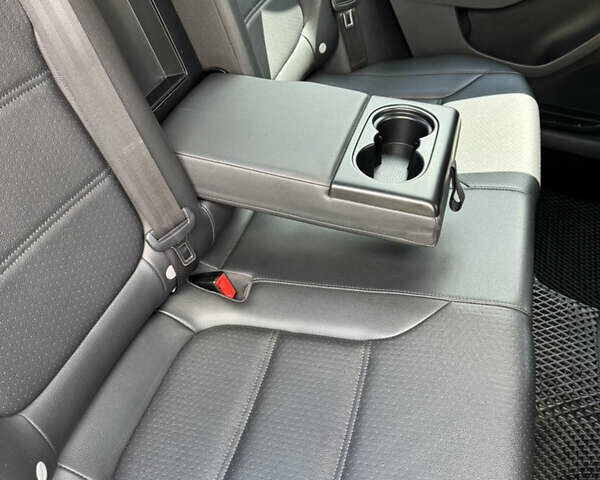 Серый Фольксваген Джетта, объемом двигателя 2.5 л и пробегом 230 тыс. км за 9200 $, фото 9 на Automoto.ua