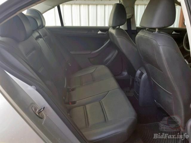 Серый Фольксваген Джетта, объемом двигателя 1.8 л и пробегом 96 тыс. км за 7700 $, фото 3 на Automoto.ua