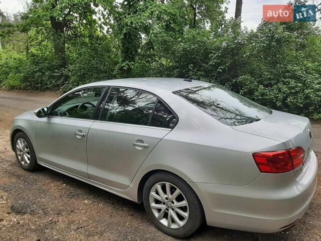 Сірий Фольксваген Джетта, об'ємом двигуна 1.8 л та пробігом 260 тис. км за 7800 $, фото 1 на Automoto.ua