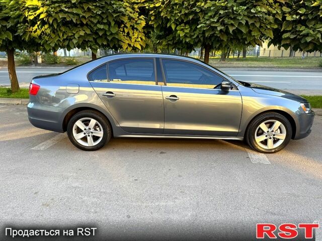 Серый Фольксваген Джетта, объемом двигателя 2 л и пробегом 270 тыс. км за 8200 $, фото 2 на Automoto.ua