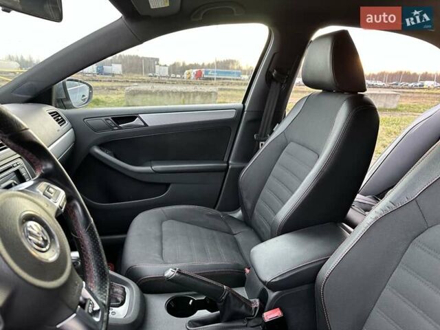 Серый Фольксваген Джетта, объемом двигателя 2 л и пробегом 167 тыс. км за 11000 $, фото 28 на Automoto.ua