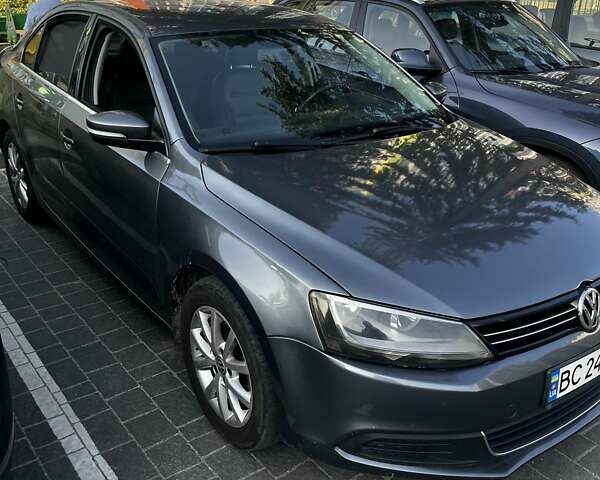 Сірий Фольксваген Джетта, об'ємом двигуна 1.8 л та пробігом 139 тис. км за 9000 $, фото 1 на Automoto.ua