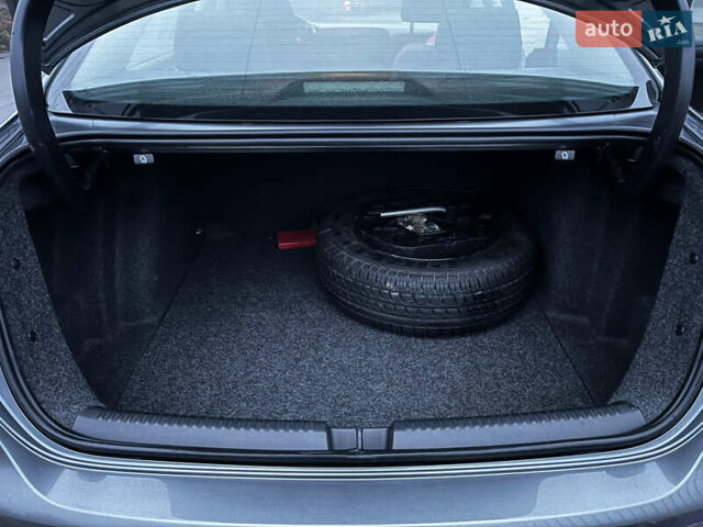 Серый Фольксваген Джетта, объемом двигателя 1.98 л и пробегом 185 тыс. км за 9300 $, фото 8 на Automoto.ua