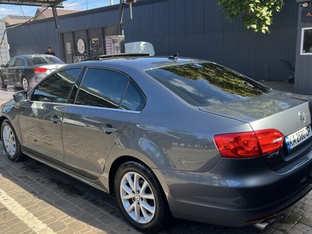 Серый Фольксваген Джетта, объемом двигателя 1.8 л и пробегом 128 тыс. км за 9000 $, фото 8 на Automoto.ua