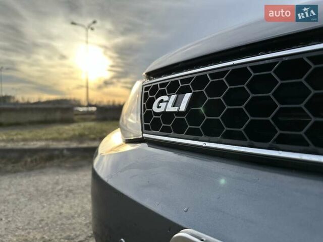 Серый Фольксваген Джетта, объемом двигателя 2 л и пробегом 167 тыс. км за 11000 $, фото 18 на Automoto.ua