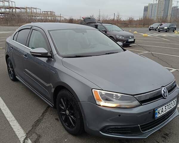 Серый Фольксваген Джетта, объемом двигателя 1.39 л и пробегом 128 тыс. км за 9500 $, фото 9 на Automoto.ua