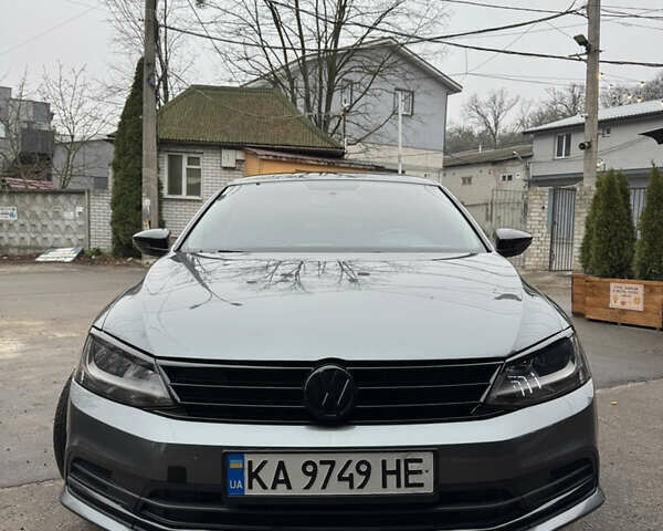 Серый Фольксваген Джетта, объемом двигателя 1.98 л и пробегом 188 тыс. км за 11500 $, фото 2 на Automoto.ua