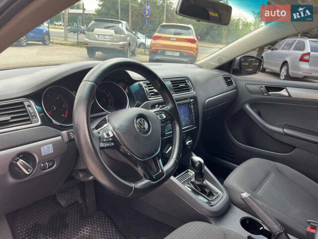 Сірий Фольксваген Джетта, об'ємом двигуна 2 л та пробігом 272 тис. км за 9900 $, фото 11 на Automoto.ua