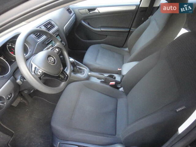 Серый Фольксваген Джетта, объемом двигателя 1.8 л и пробегом 127 тыс. км за 12100 $, фото 32 на Automoto.ua