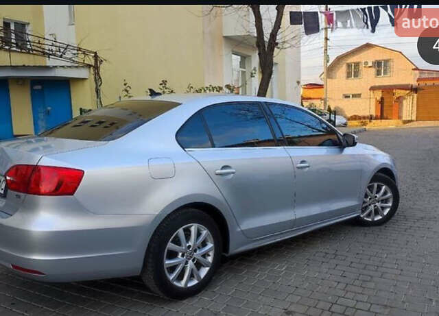 Серый Фольксваген Джетта, объемом двигателя 1.8 л и пробегом 200 тыс. км за 8100 $, фото 3 на Automoto.ua