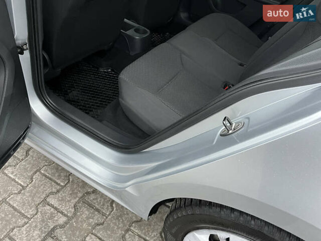 Серый Фольксваген Джетта, объемом двигателя 1.97 л и пробегом 127 тыс. км за 11999 $, фото 20 на Automoto.ua