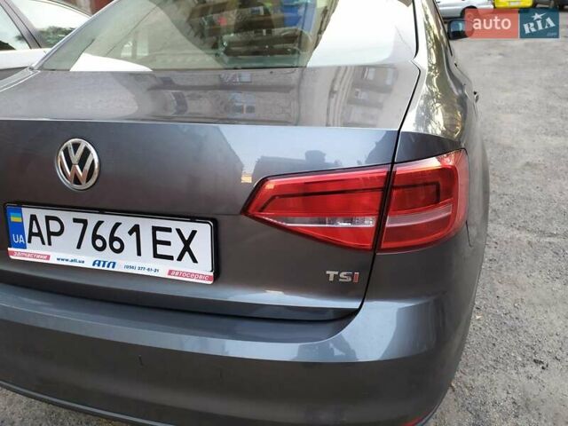 Серый Фольксваген Джетта, объемом двигателя 1.8 л и пробегом 127 тыс. км за 12100 $, фото 9 на Automoto.ua