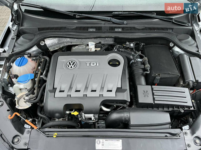 Серый Фольксваген Джетта, объемом двигателя 1.97 л и пробегом 127 тыс. км за 11999 $, фото 35 на Automoto.ua