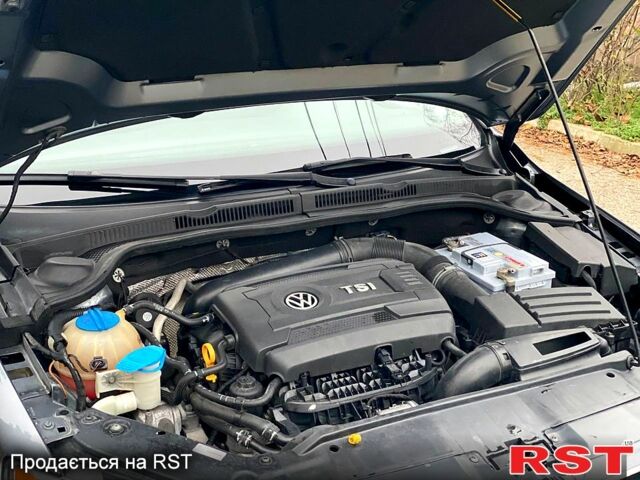 Серый Фольксваген Джетта, объемом двигателя 1.8 л и пробегом 119 тыс. км за 10000 $, фото 9 на Automoto.ua