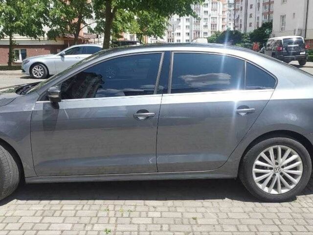 Сірий Фольксваген Джетта, об'ємом двигуна 1.8 л та пробігом 135 тис. км за 11700 $, фото 3 на Automoto.ua