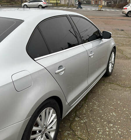 Сірий Фольксваген Джетта, об'ємом двигуна 1.97 л та пробігом 230 тис. км за 10800 $, фото 4 на Automoto.ua