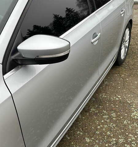 Сірий Фольксваген Джетта, об'ємом двигуна 1.97 л та пробігом 230 тис. км за 10800 $, фото 8 на Automoto.ua