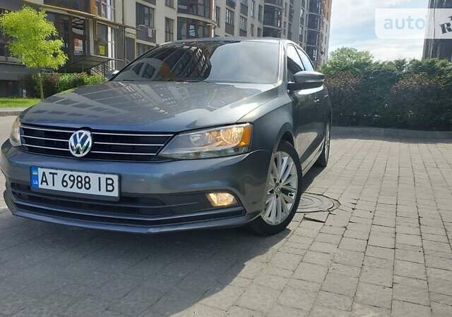 Серый Фольксваген Джетта, объемом двигателя 1.8 л и пробегом 131 тыс. км за 11500 $, фото 2 на Automoto.ua