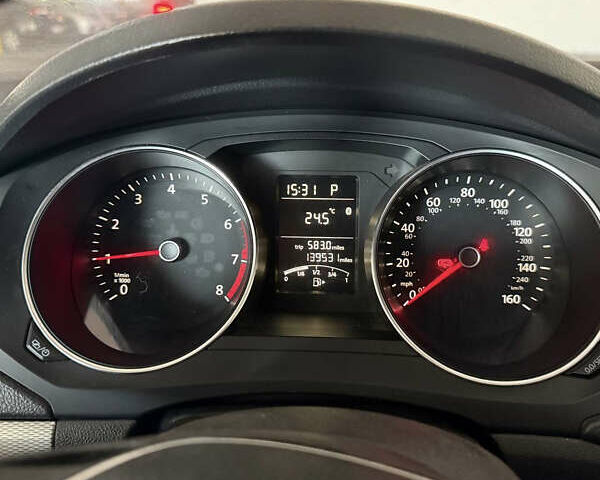 Сірий Фольксваген Джетта, об'ємом двигуна 1.78 л та пробігом 224 тис. км за 8000 $, фото 4 на Automoto.ua