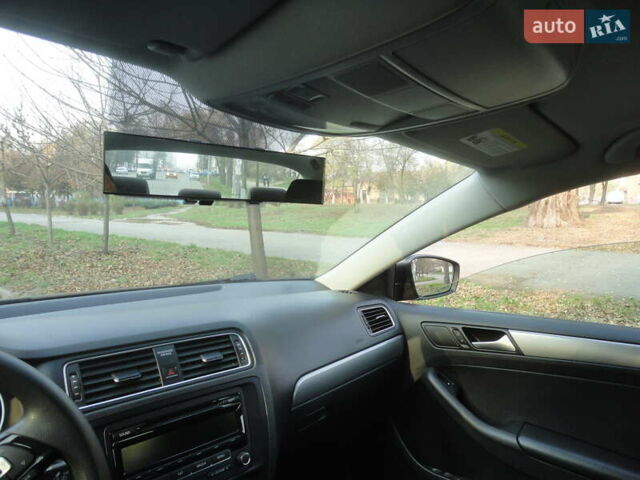 Серый Фольксваген Джетта, объемом двигателя 1.8 л и пробегом 127 тыс. км за 12100 $, фото 13 на Automoto.ua