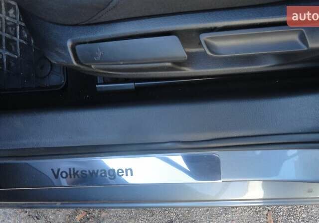 Серый Фольксваген Джетта, объемом двигателя 1.8 л и пробегом 127 тыс. км за 12100 $, фото 26 на Automoto.ua