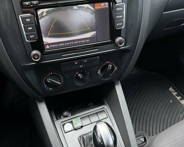 Сірий Фольксваген Джетта, об'ємом двигуна 1.98 л та пробігом 229 тис. км за 8450 $, фото 11 на Automoto.ua