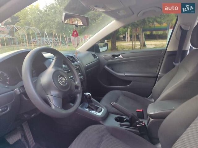 Серый Фольксваген Джетта, объемом двигателя 2 л и пробегом 160 тыс. км за 9500 $, фото 18 на Automoto.ua