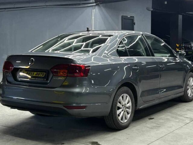 Сірий Фольксваген Джетта, об'ємом двигуна 1.4 л та пробігом 238 тис. км за 9900 $, фото 5 на Automoto.ua