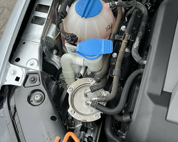 Сірий Фольксваген Джетта, об'ємом двигуна 1.97 л та пробігом 127 тис. км за 11800 $, фото 37 на Automoto.ua