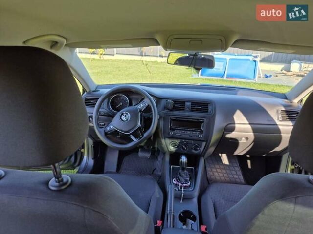 Сірий Фольксваген Джетта, об'ємом двигуна 1.98 л та пробігом 195 тис. км за 9100 $, фото 6 на Automoto.ua