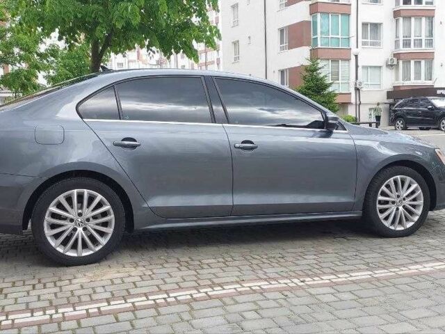 Сірий Фольксваген Джетта, об'ємом двигуна 1.8 л та пробігом 135 тис. км за 11700 $, фото 5 на Automoto.ua