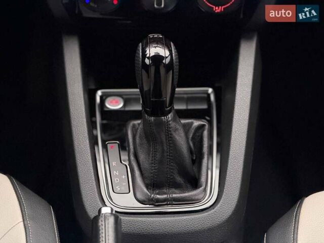 Сірий Фольксваген Джетта, об'ємом двигуна 1.8 л та пробігом 178 тис. км за 11000 $, фото 55 на Automoto.ua