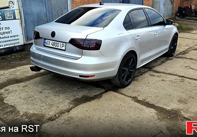 Сірий Фольксваген Джетта, об'ємом двигуна 1.8 л та пробігом 175 тис. км за 5700 $, фото 1 на Automoto.ua