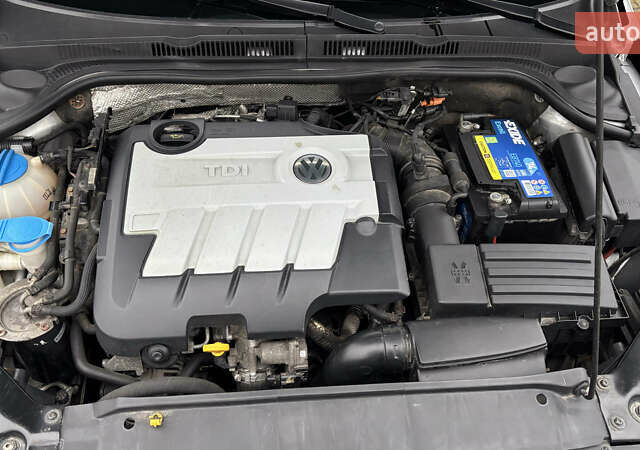 Сірий Фольксваген Джетта, об'ємом двигуна 1.97 л та пробігом 230 тис. км за 10800 $, фото 35 на Automoto.ua