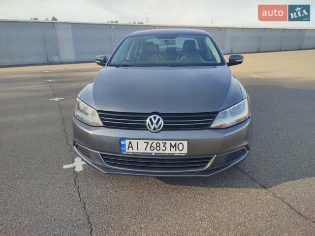 Серый Фольксваген Джетта, объемом двигателя 1.8 л и пробегом 165 тыс. км за 7700 $, фото 7 на Automoto.ua