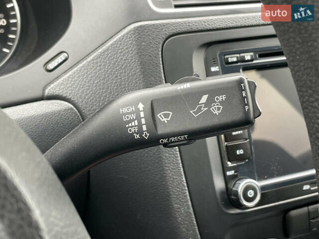 Серый Фольксваген Джетта, объемом двигателя 1.8 л и пробегом 225 тыс. км за 7290 $, фото 19 на Automoto.ua