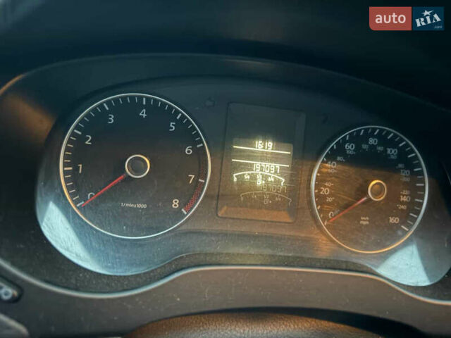 Серый Фольксваген Джетта, объемом двигателя 1.8 л и пробегом 197 тыс. км за 8000 $, фото 5 на Automoto.ua