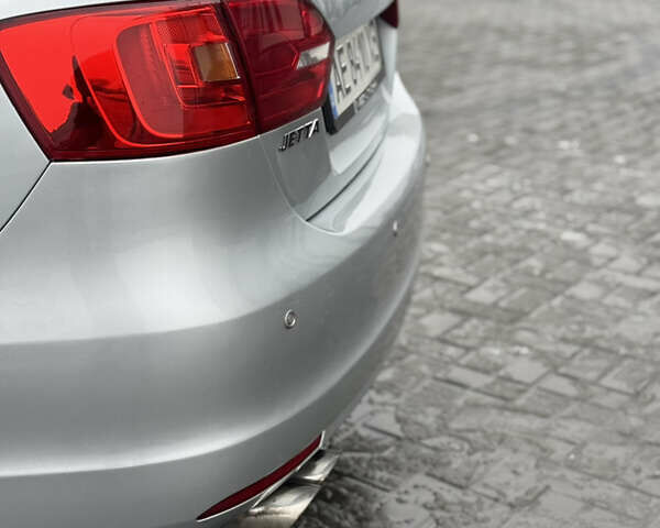 Серый Фольксваген Джетта, объемом двигателя 1.8 л и пробегом 243 тыс. км за 7999 $, фото 4 на Automoto.ua