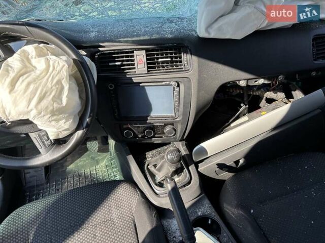 Сірий Фольксваген Джетта, об'ємом двигуна 1.97 л та пробігом 170 тис. км за 2799 $, фото 8 на Automoto.ua