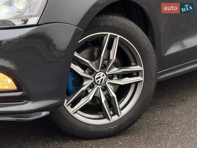 Сірий Фольксваген Джетта, об'ємом двигуна 1.8 л та пробігом 178 тис. км за 11000 $, фото 6 на Automoto.ua